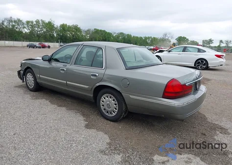2004 Mercury Grand Marquis Gs z USA, uszkodzony, nr VIN 2MEFM74W94X627534